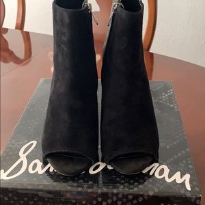 Sam Edelman Yarin Open Toe Booties Size 8.5